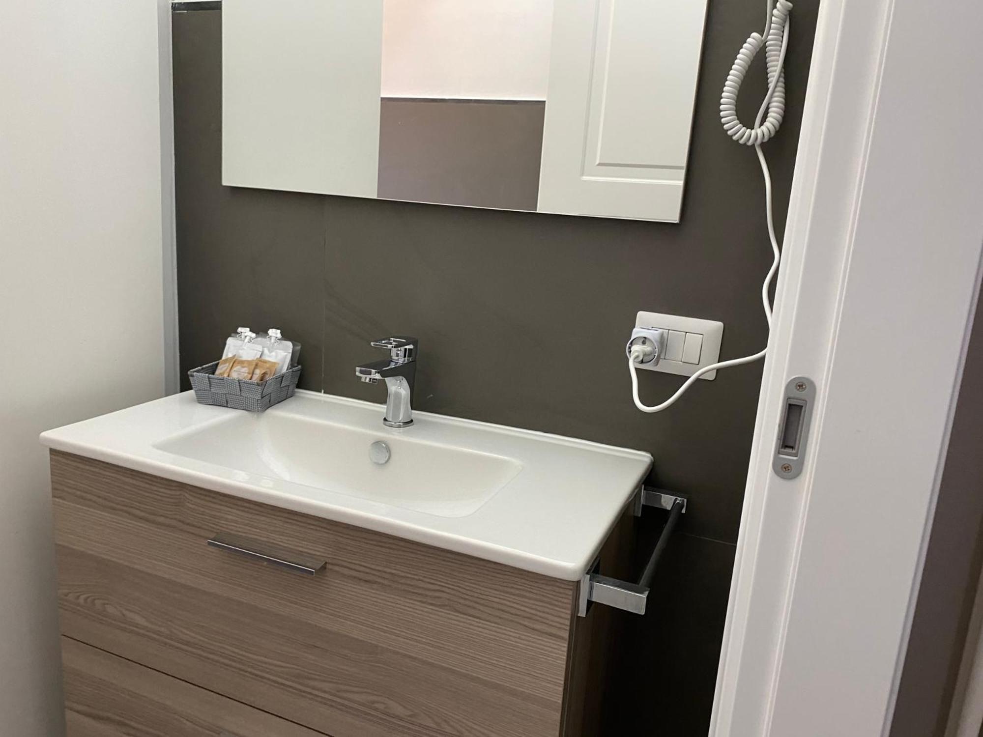 Residenza Segrate Centro Novegro Hotel Bagian luar foto